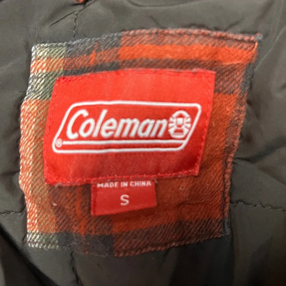 Coleman Shirt Jacket Mens S Red Plaid Quilted Lined‎ Flannel Shacket Button Up